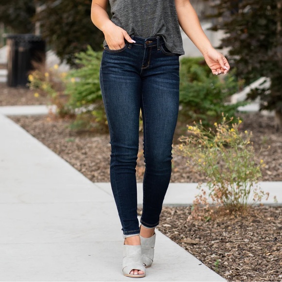 Judy Blue Denim - JUDY BLUE 13/31 Joanne Mid-Rise Skinny Jeans Dark